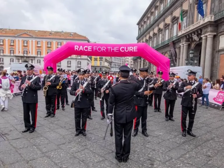 TORNA LA RACE FOR THE CURE IN CAMPANIA